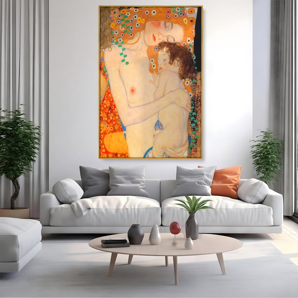 Tablou canvas cu reproducere pictura mama si copil, in rama de aluminiu auriu, pe perete intr-un living